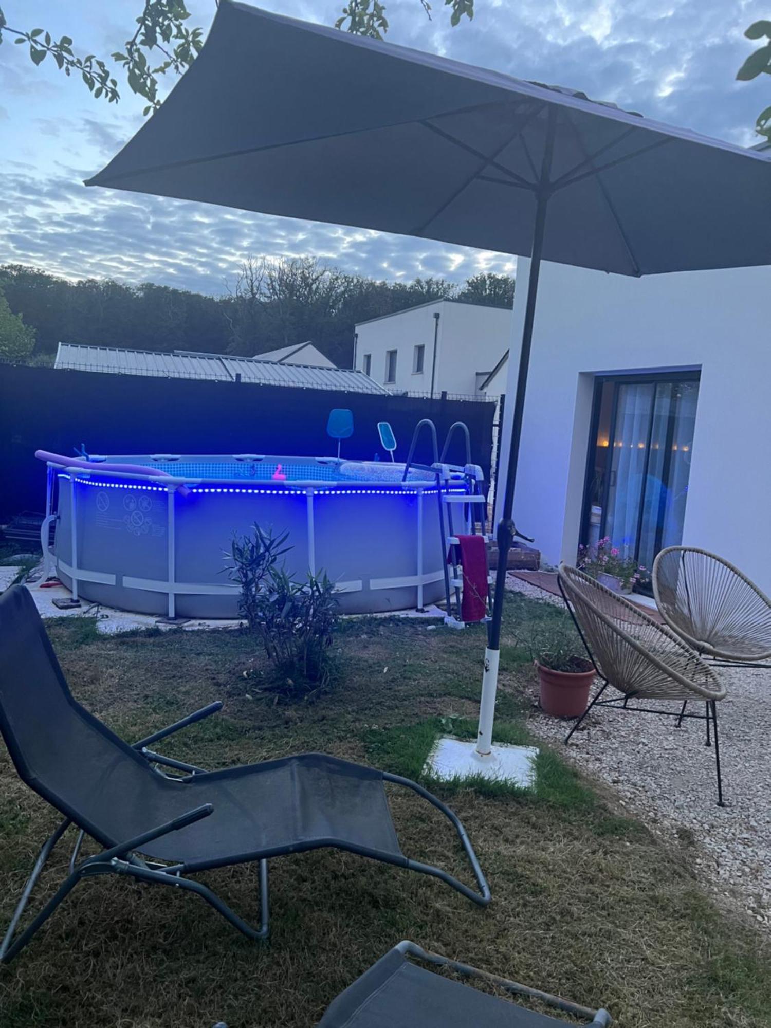 Quiniere - Entre Lac Et Foret - Hebergement Independant Avec Espace Kitchenette Blois Exterior photo