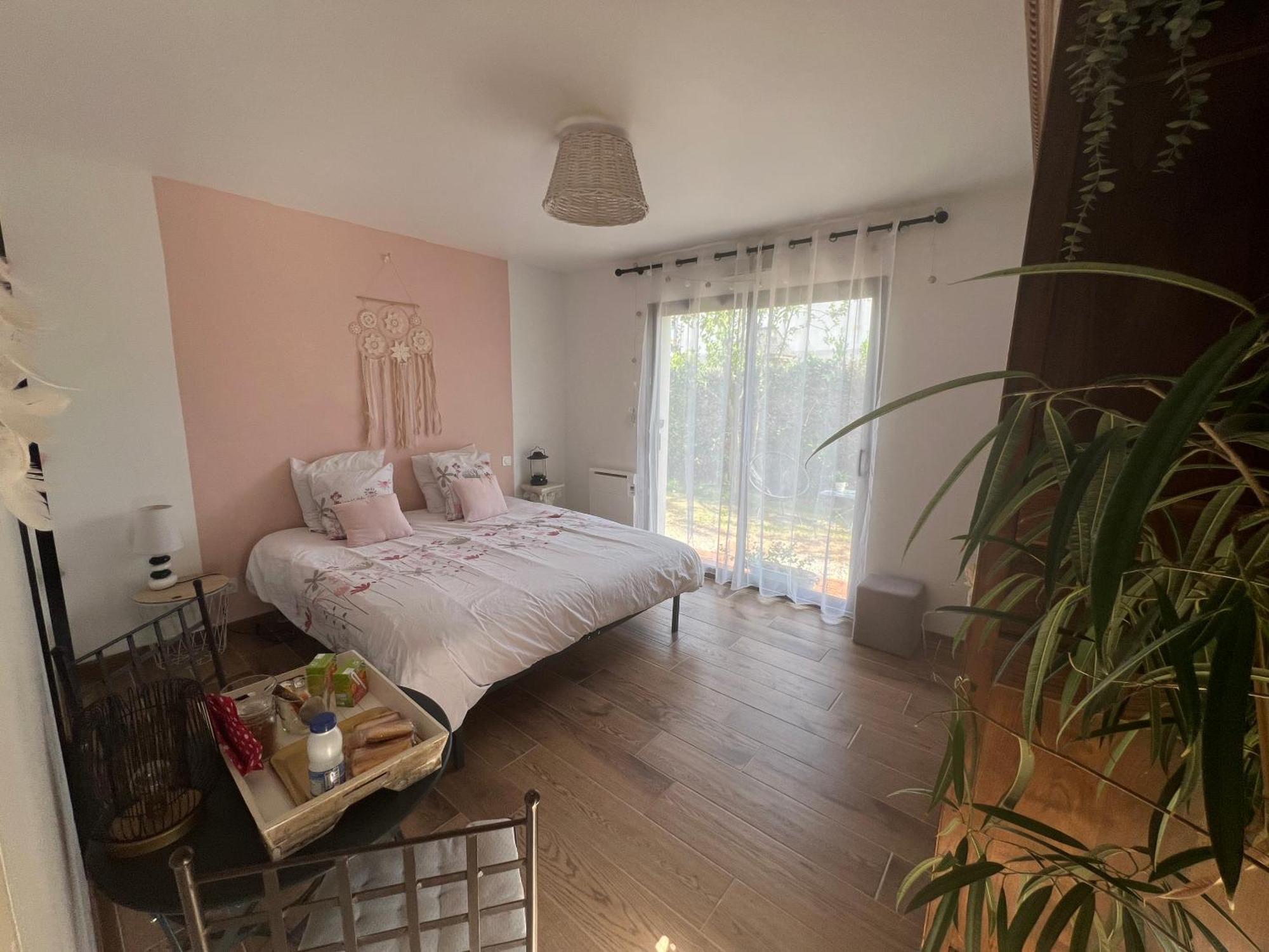 Quiniere - Entre Lac Et Foret - Hebergement Independant Avec Espace Kitchenette Blois Exterior photo